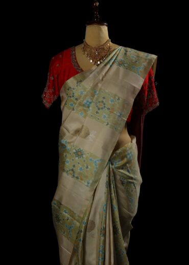 Silver Kanjiwaram Silk Saree