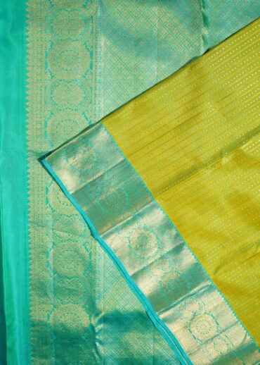 parrot green with contrast blue, kanjivaram pure silk