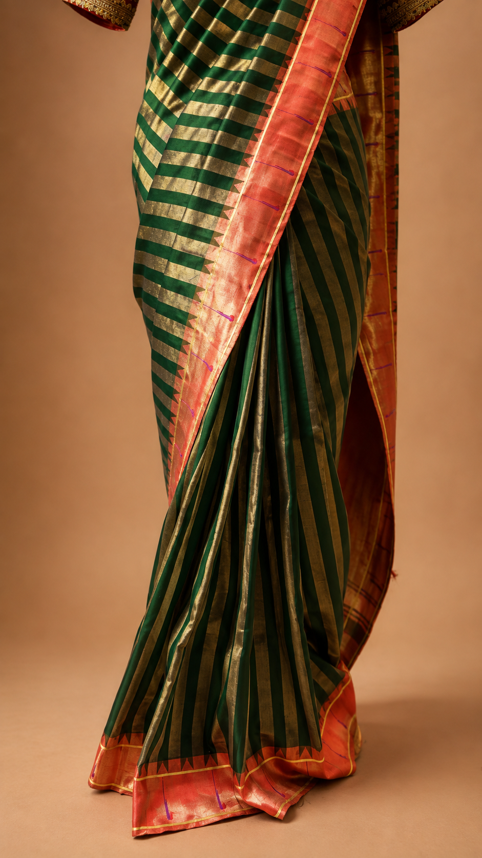 Emerald Muniya Paithani Silk Saree
